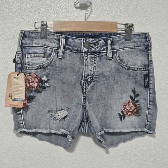 NWT Silver Aiko embroidered distressed shorts size 25 - Picture 1 of 12